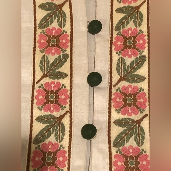 Custom Made Ladies Cream Tan Costume Blouse, Floral Embroidery, Button Front S/M - Picture 2 of 6